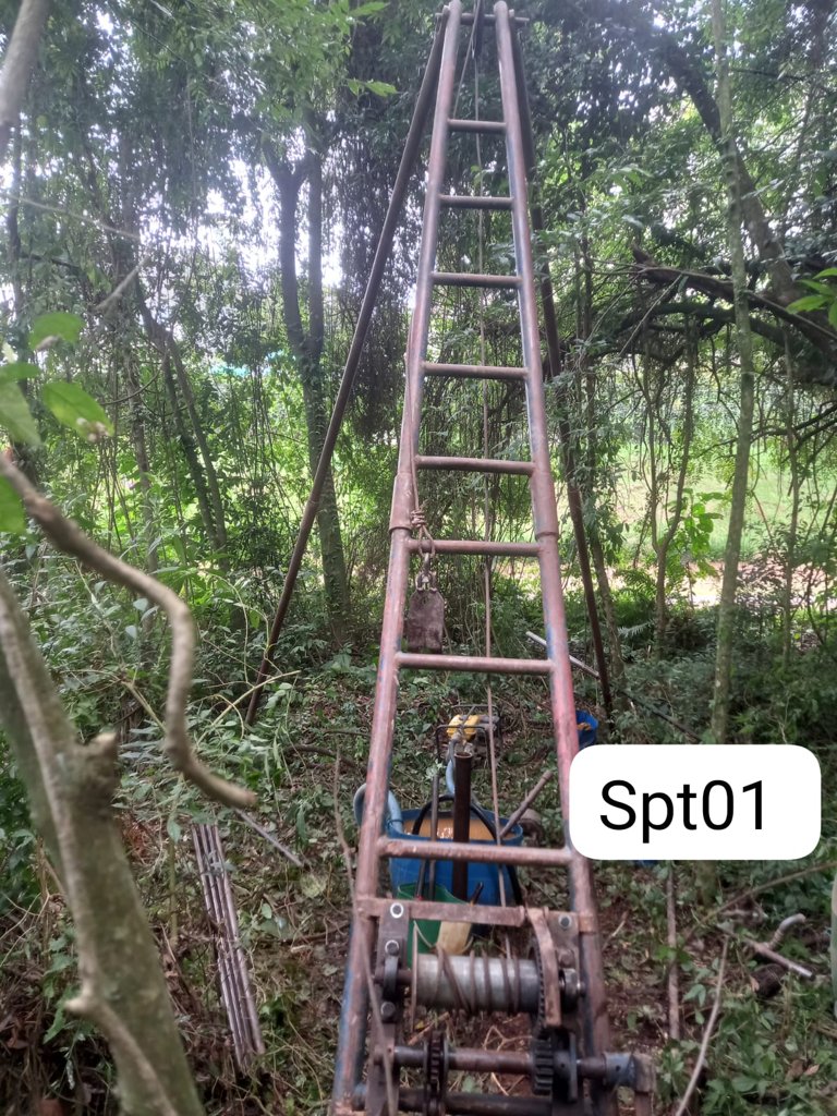 Sondagem SPT em Itapoá — fev/2026: sondagem SPT em área de mata